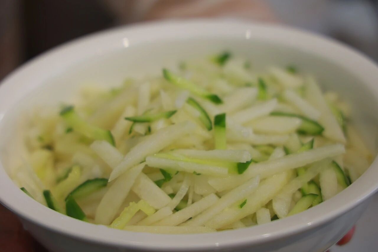 这道凉菜加上它，很开胃！