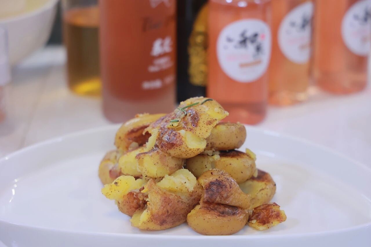 外酥里糯，土豆这样做更好吃！