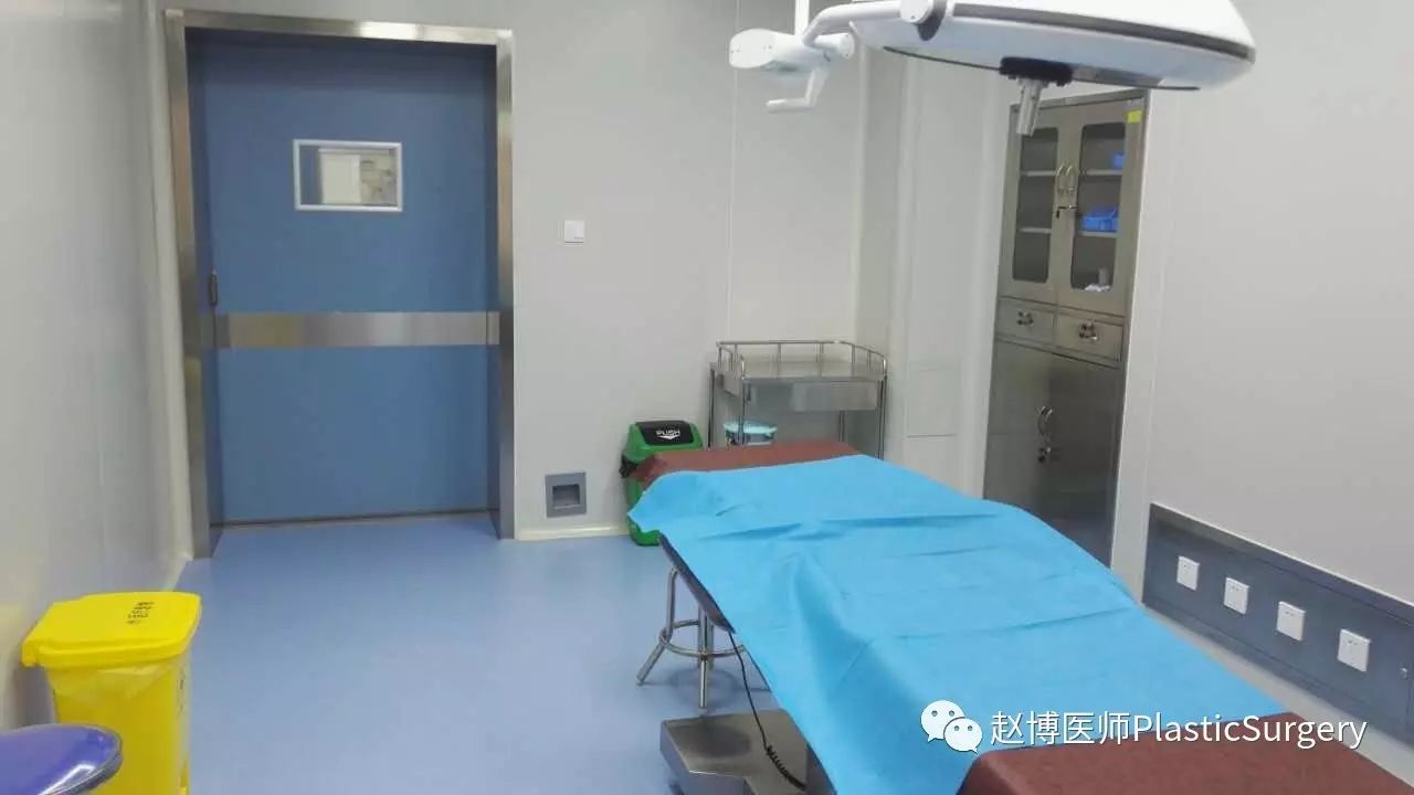 热烈祝贺 安康市中心医院皮肤科 门诊手术室正式投入使用!