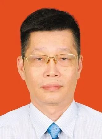 李智 汕头大学医学院第二附属医院医务科副科长曾苑平(女 广东澄海