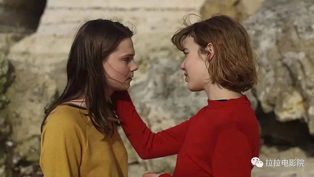 《她唇之上 怦然心动》完整版电影在线看