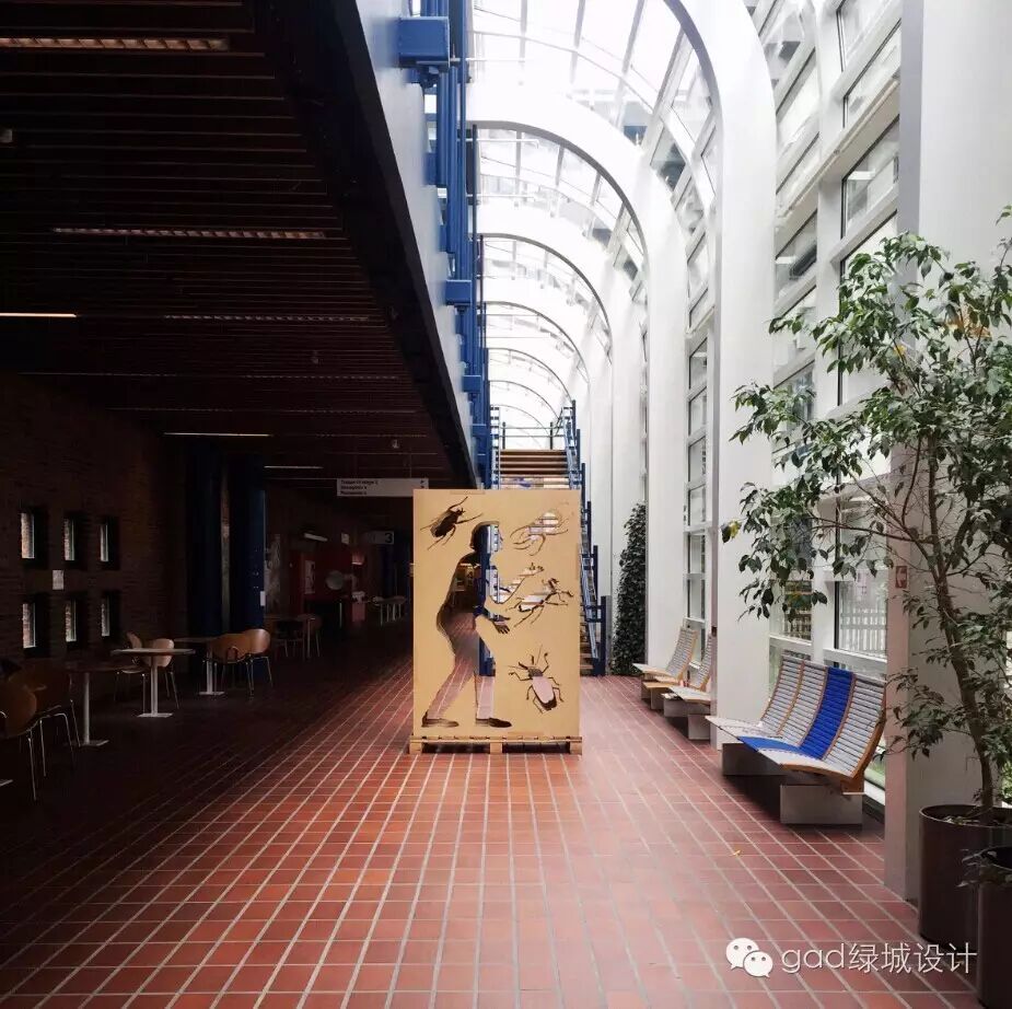 12 哥本哈根大学医学院（室内）_调整大小.jpg