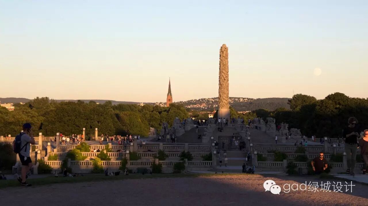 15 奥斯陆雕塑公园_调整大小.jpg