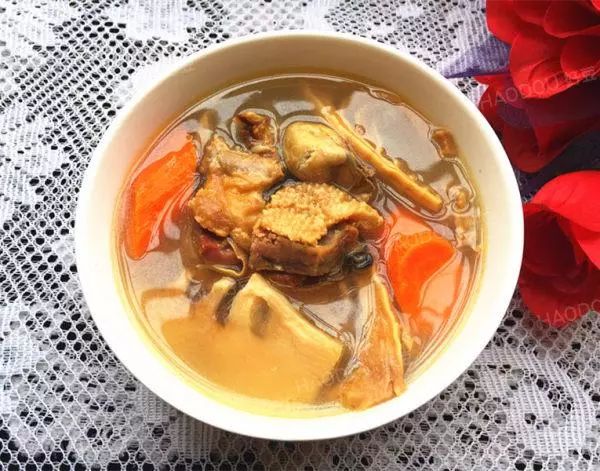 【广府大全】汤鲜不笋干的腊鸭煲大全汤油腻图片图片孕妇日常金汤图片菜谱大全图片