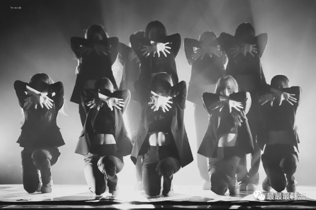 她真的长得不好看吗？