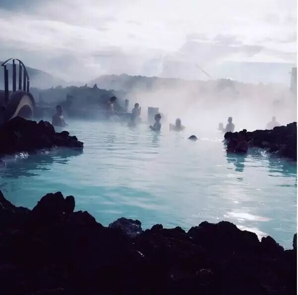 热帖:普通游客和摄影师拍的照片，差距也太大了！