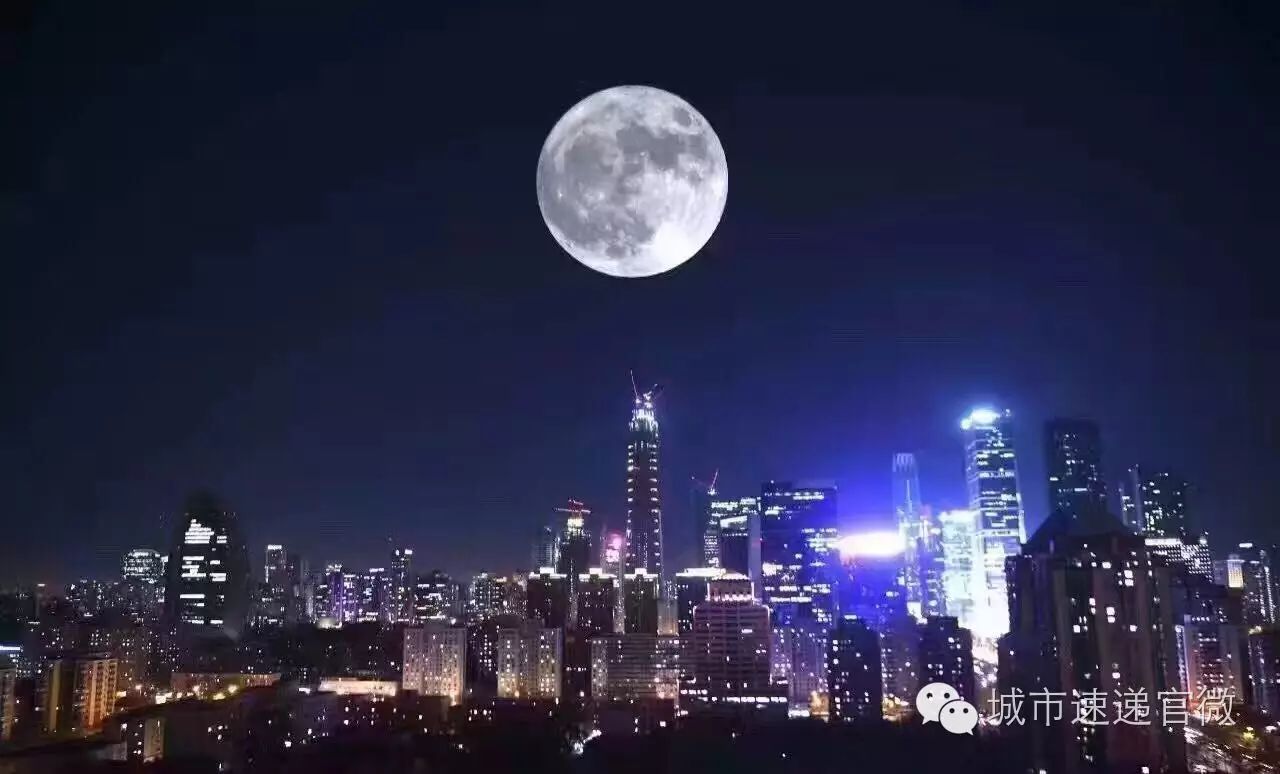 很多人都自豪地晒出了自己城市月亮的皂片. 酱紫的