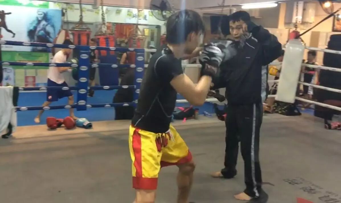 李小龙50年前这样提高出拳速度,现今拳击队也已经引入训练计划