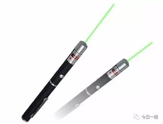 广东男孩被激光笔射伤眼睛 视力暴跌至0.3