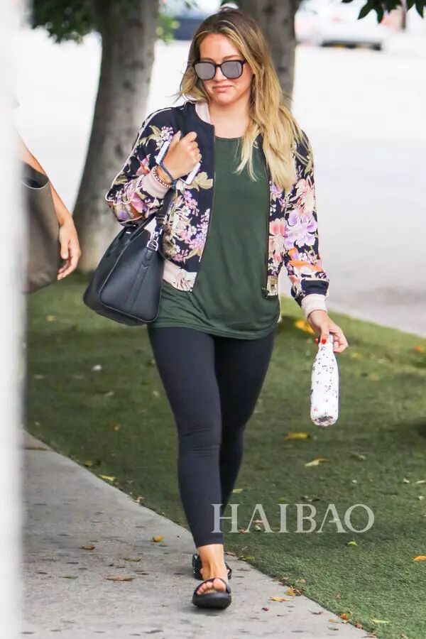 街拍| 超杀女和大贝复合了?芭姐怀孕都这么美也是服气!-怀孕期