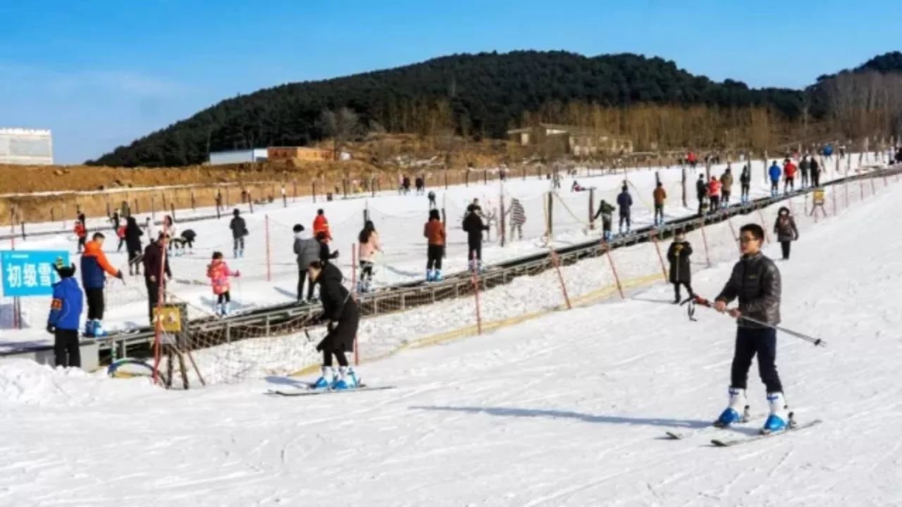 景区地址:邢台天河山景区 驾车路线:聊城--临清--邢临高速--邢汾高速