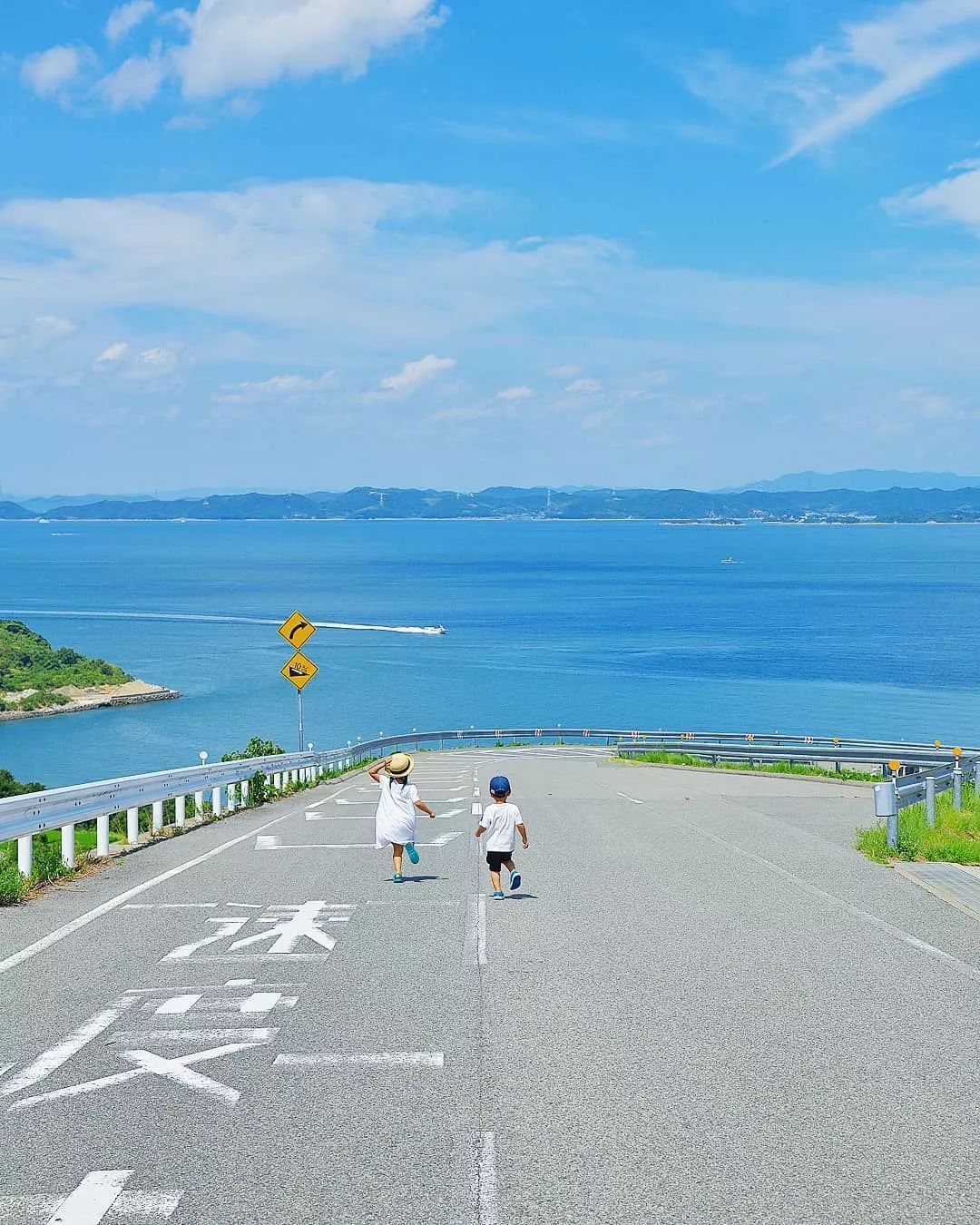 日本爸爸「宮崎駿動漫式」曬娃火遍ins，只拍背影就讓人愛上日本！網友：又想騙我生娃 動漫 第21張