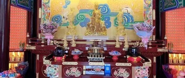 道教供香、灯、烛、花、果、水等的表法意义是什么？