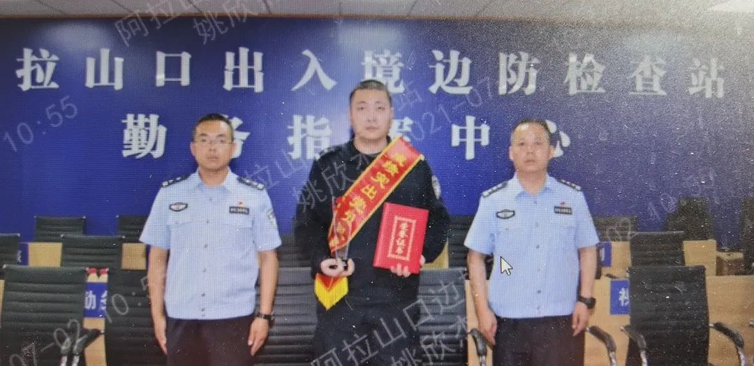 父亲节扬州小学生贺浚哲一份寄往祖国边境的思念