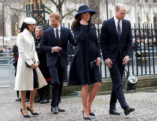 英国皇室炸锅了! 梅根凯特开撕 威廉出轨逍遥 女王勃然大怒! 比甄嬛传还精彩
