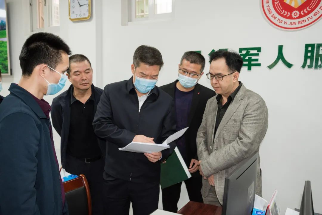市领导梁瑞国到市退役军人事务局调研
