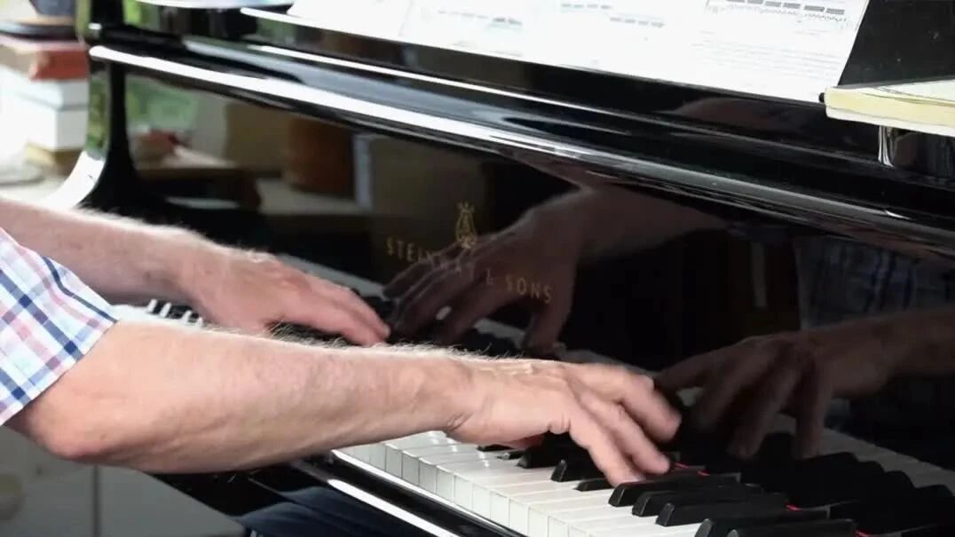 安迪老师介绍快乐的音乐， 练习颤音， J. B. Cramer- 60 studies no.15.