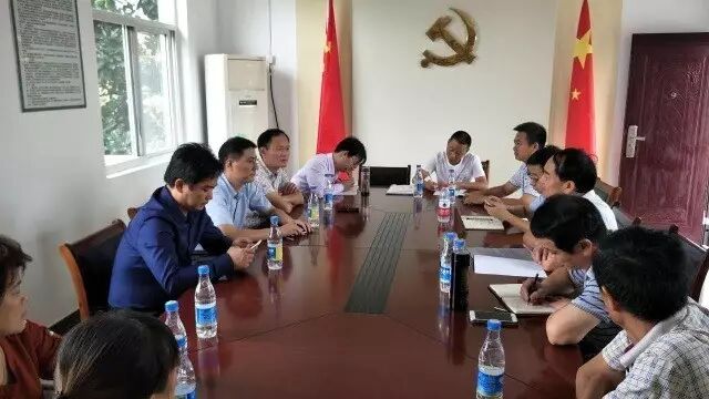 白柳镇龙井村赴铜官区考察学习