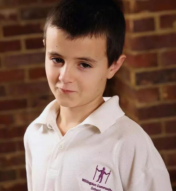 12岁英国男孩&quot;喜当爹&quot;，&quot;隔壁老王&quot;才14！(图)