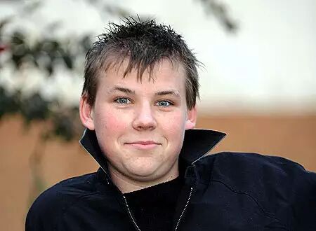 12岁英国男孩&quot;喜当爹&quot;，&quot;隔壁老王&quot;才14！(图)