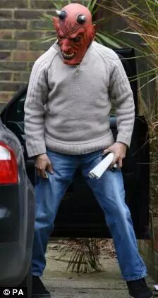 12岁英国男孩&quot;喜当爹&quot;，&quot;隔壁老王&quot;才14！(图)