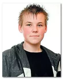 12岁英国男孩&quot;喜当爹&quot;，&quot;隔壁老王&quot;才14！(图)