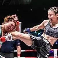 中日美女格斗巅峰战 中国辣妹暴力一踹秒杀对手丨每日视频