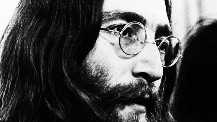 John Lennon 两部纪录片:Imagine 和The U.S. vs. John Lennon...