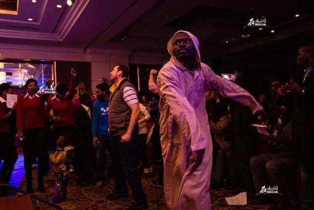 “非洲人街”零距接触”非洲人的中国梦”｜梦之殇-激流网