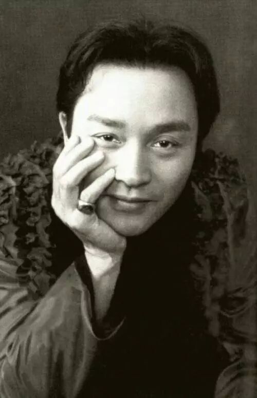 16年前，张国荣就导演了自己的死亡