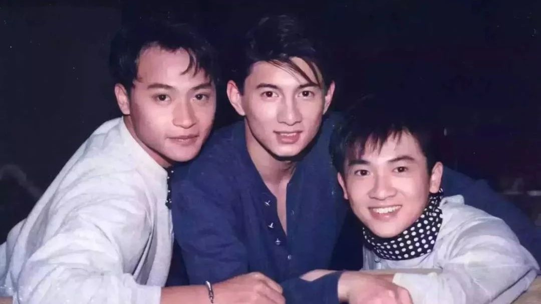 1986—1996,中国流行乐十年记,哪一首曾触碰你的灵魂?
