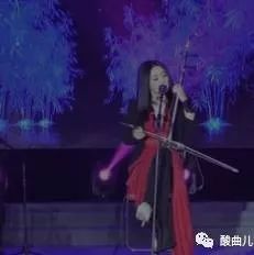 程琳神木演唱会《妈妈的吻》唤起一代人的记忆