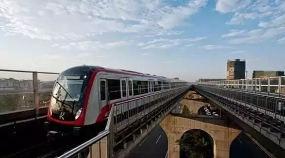 昆明市又一条地铁将上线!地铁2号线二期工程启动铺轨招标,计划2019年12月完工!
