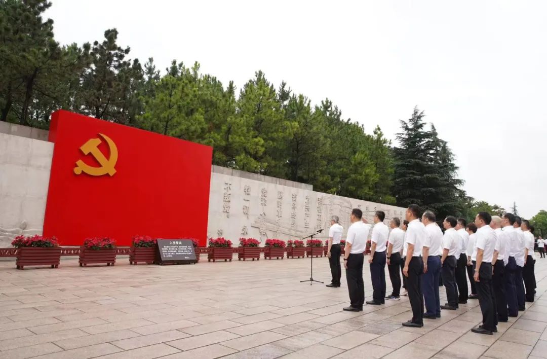 市委理论学习中心组我要守好红色根脉党员专题教育活动在嘉兴举行