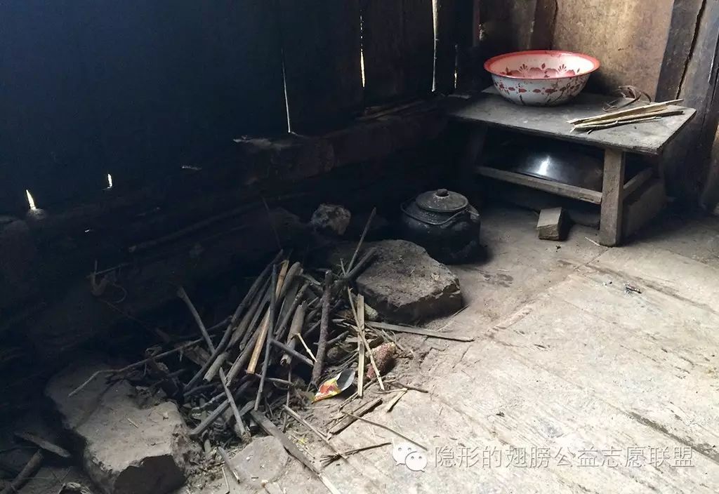 云南袁家村的这几户贫困家庭需要帮助