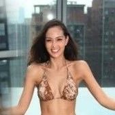 Jessica C.敲响“警钟胸”生完BB都索