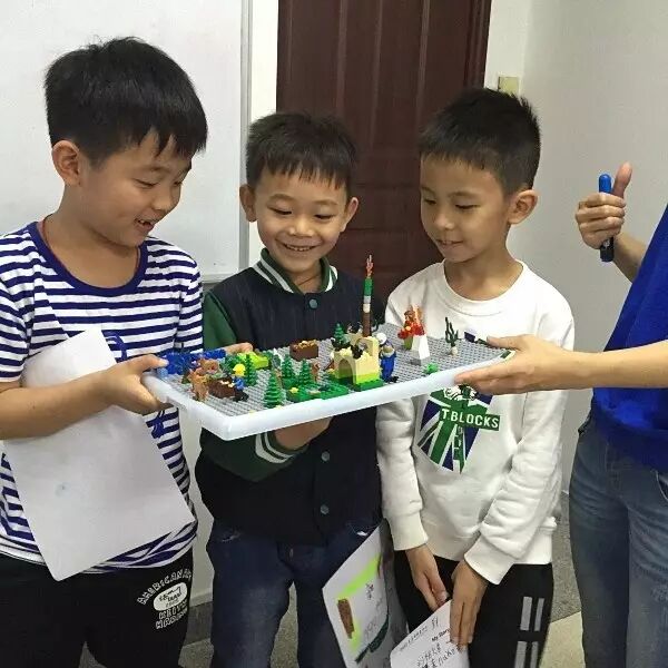 不一样的乐高创作