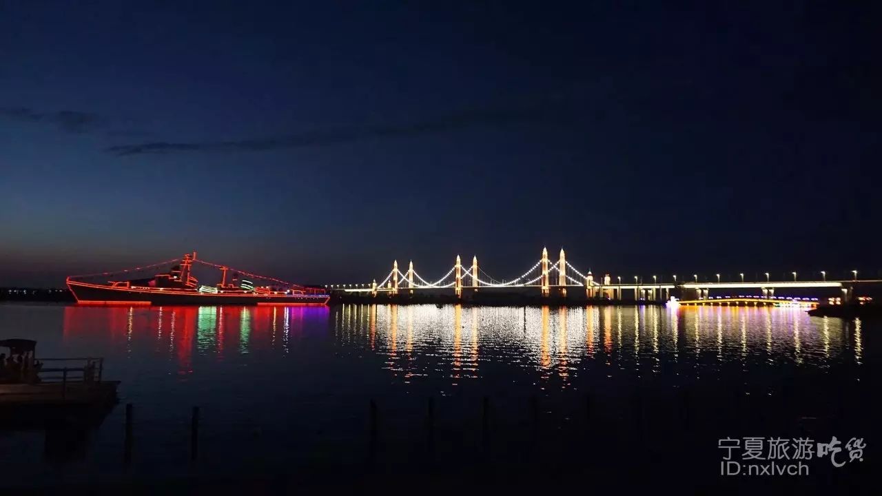 刚刚发现!宁夏竟然还藏着一处这么壮观的夜景,美哭了!