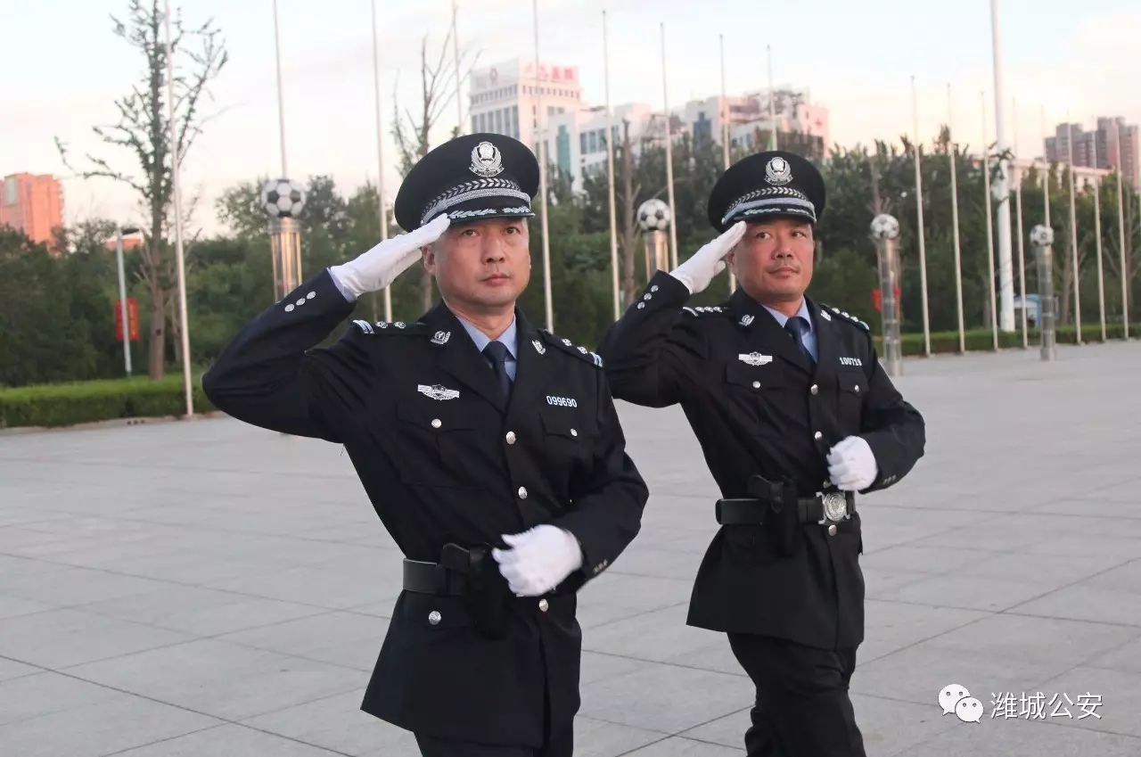 潍城公安参加潍坊市公安局"迎接十九大,忠诚保平安"誓师大会背后那些