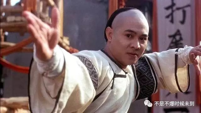 李连杰面临瘫痪疑重新加入中国国籍,网友:好好待国外吧!