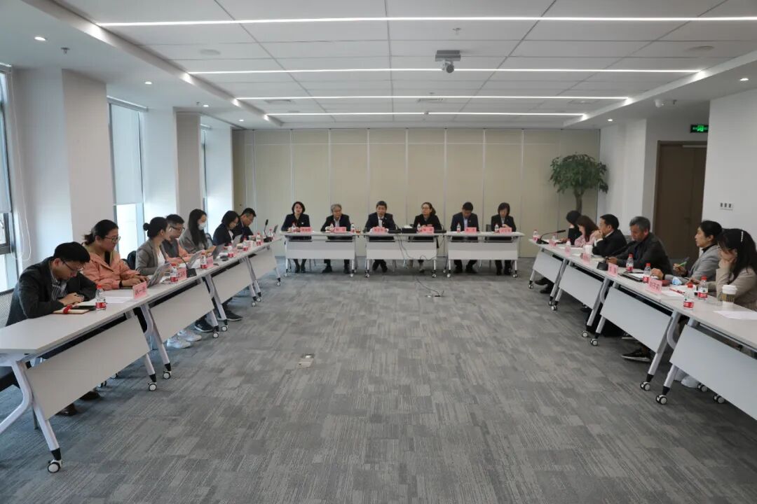 中国财协携主流媒体到做爱视频
交流调研