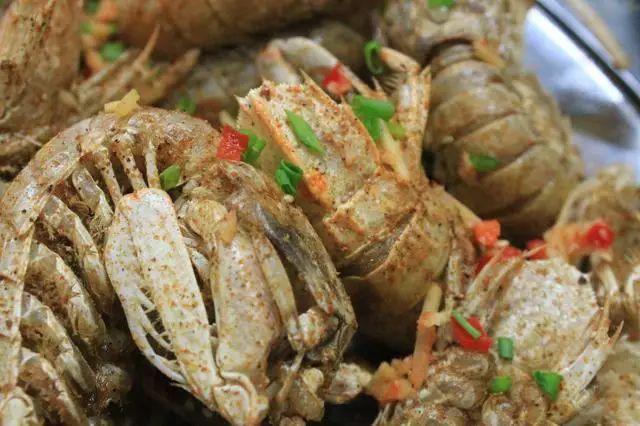 椒盐濑尿虾
