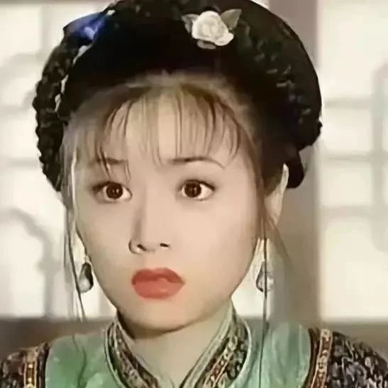 看了林心如年轻时候的照片,才明白为什么霍建华偷偷爱了她十年