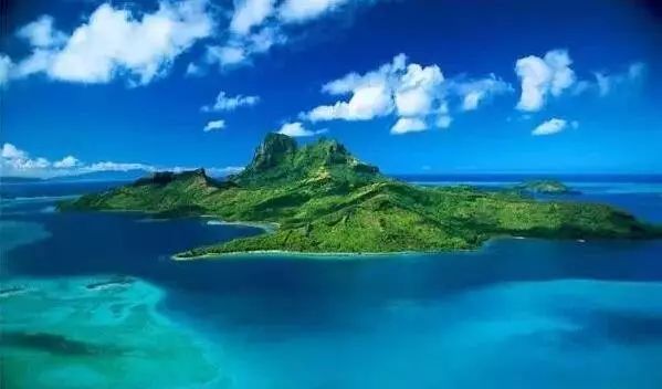 胶囊 印度洋的"海上明珠 科摩罗的主要领土为三座火山岛:大科摩罗岛