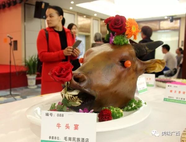 环江县荣膺"中国香猪美食之乡",2017五香美食大赛飘香登场