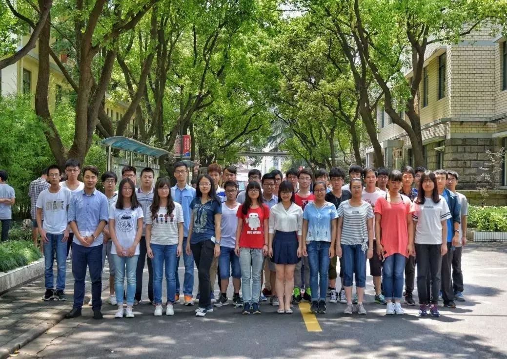 投票丨15-16学年上海理工大学先进班集体网络公投