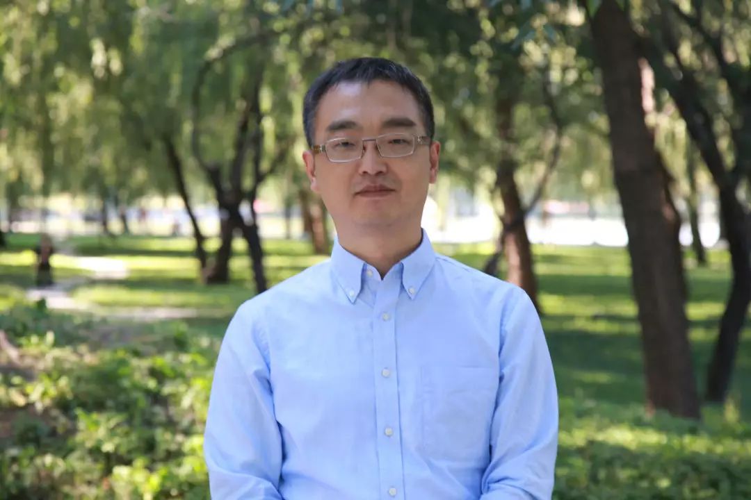 黄明哲,中国人民大学博士,中国劳动关系学院副教授.