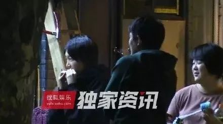 刘嘉玲怀孕?周冬雨新恋情曝光?郑爽和白敬亭是情侣?小S出演新《流星花园》?戚薇自嘲,樊少皇升级当爸