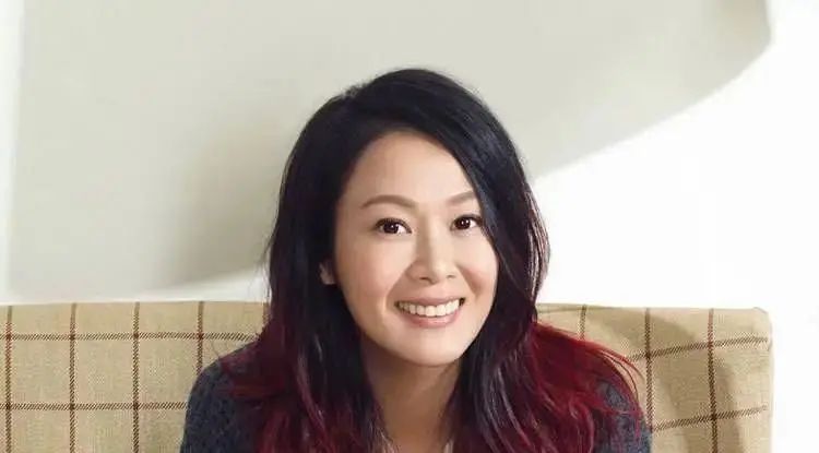 > 回顾一下陈国富的前女友,无论是苏慧伦还是刘若英,都是在与其合作后