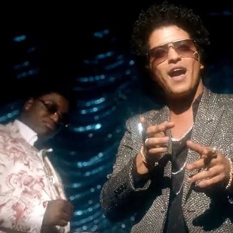 火星哥Bruno Mars这首新单《Wake Up in The Sky》MV终于出来了,仿佛回到80年代复古迪斯科舞厅里!